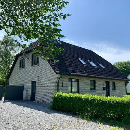4 In Der Waldstrasse 아파트 *