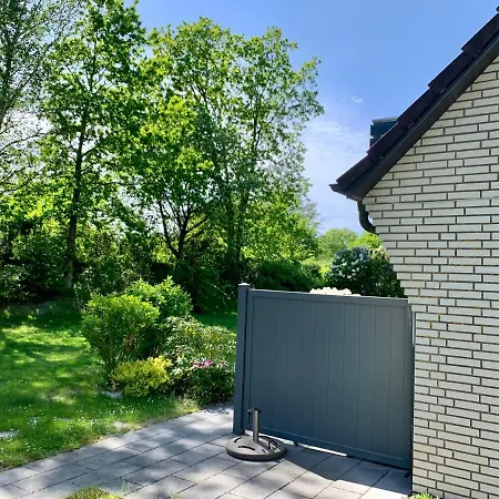 4 In Der Waldstrasse *