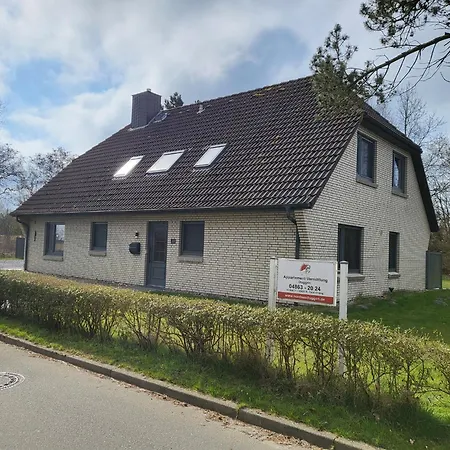 4 In Der Waldstrasse *